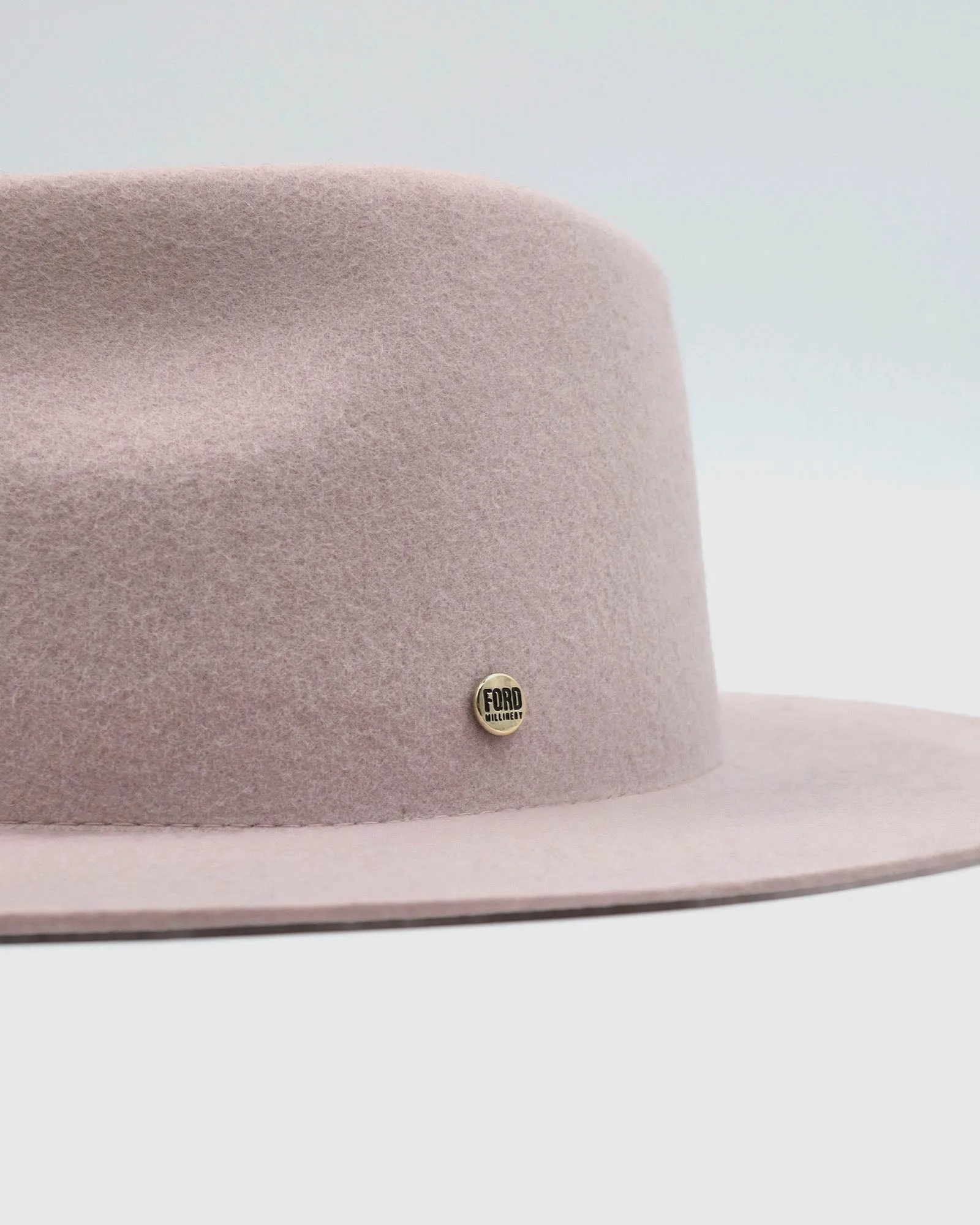 BOY (pink)