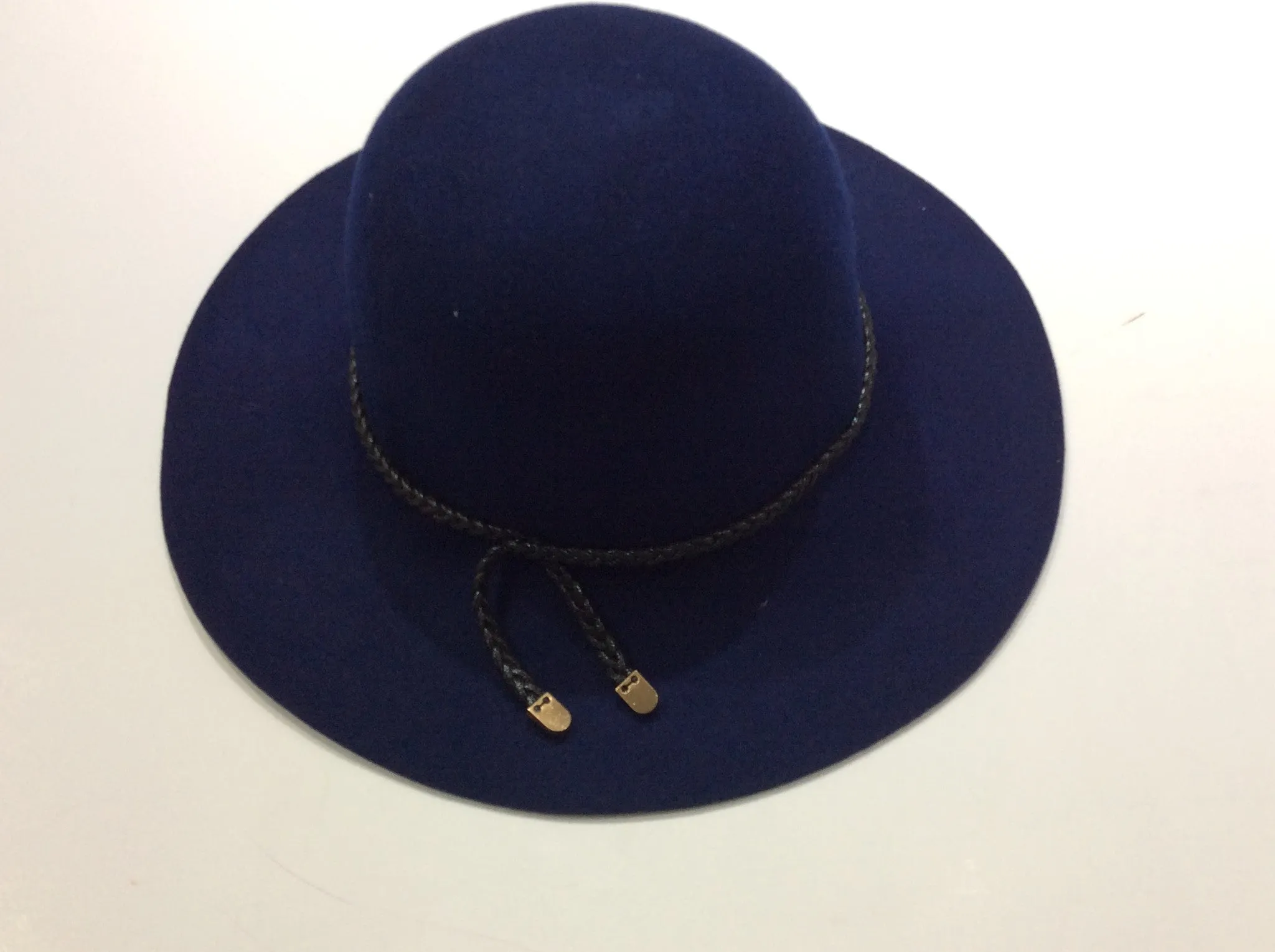 Broad brimmed hat